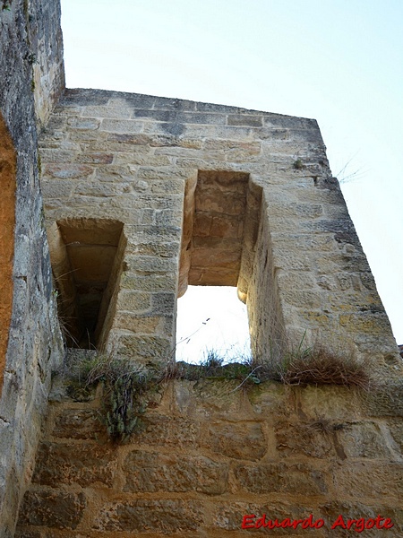 Muralla urbana de Bernedo