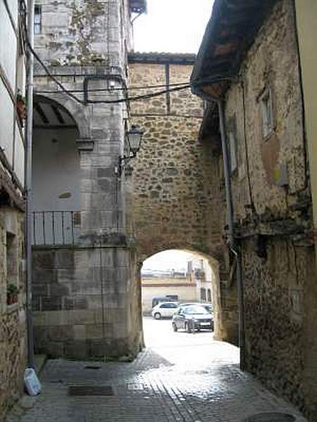 Muralla urbana de Antoñana