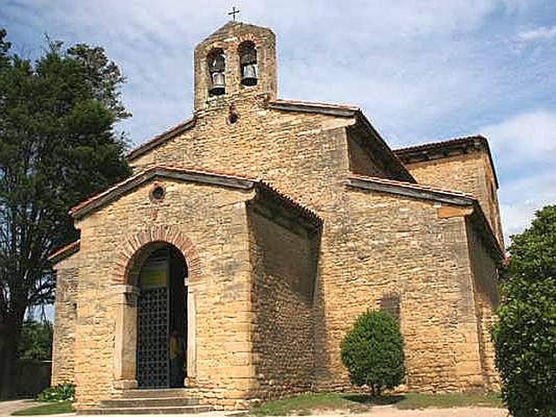 Iglesia de San Julián de los Prados