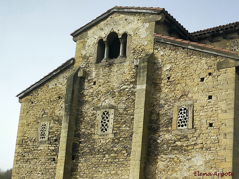 Iglesia de San Julián de los Prados