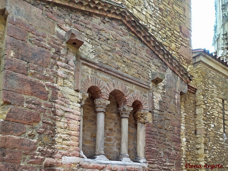 Iglesia de San Tirso El Real