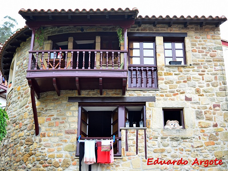 Arquitectura popular de Tazones