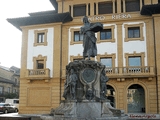 Monumento a Obdulio Fernández Pando