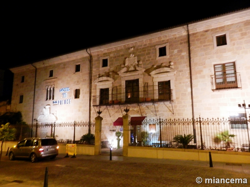 Palacio de los Vera Mendoza