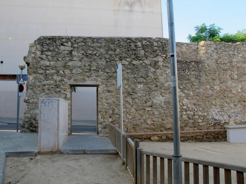 Muralla urbana de Mataró