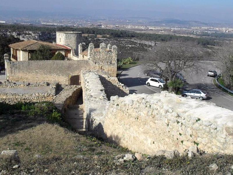 Muralla urbana de Olèrdola