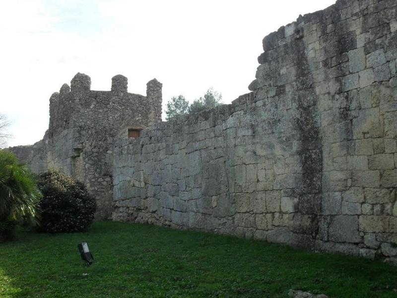 Muralla urbana de Olèrdola