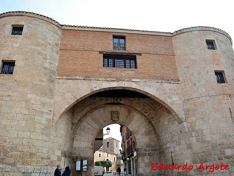 Muralla urbana de Lerma