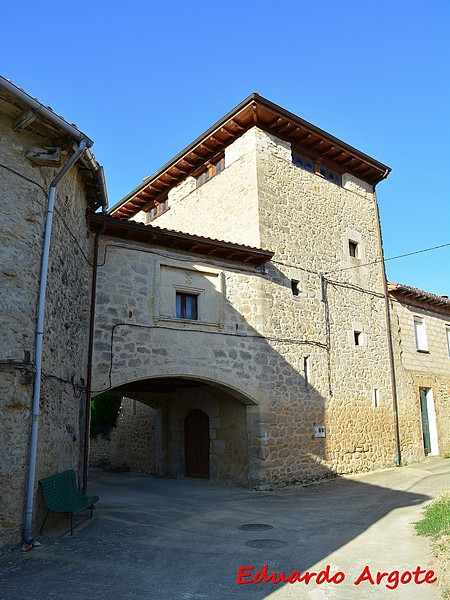 Casa-Torre de Villapanillo