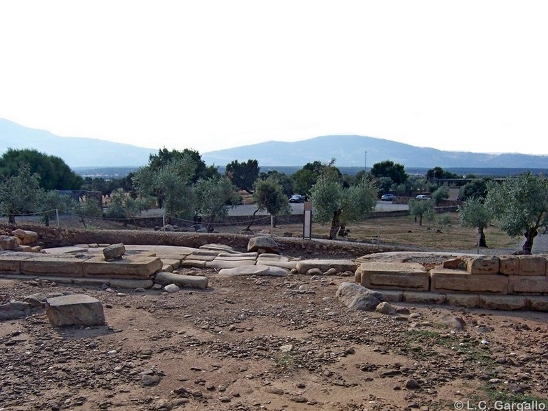 Muralla romana de Cáparra