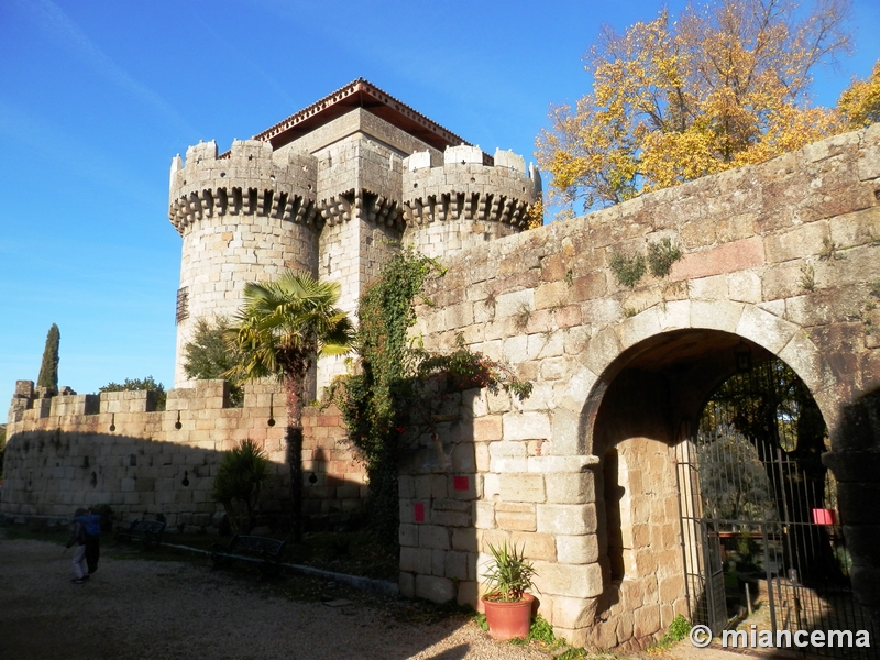 Castillo de Granadilla