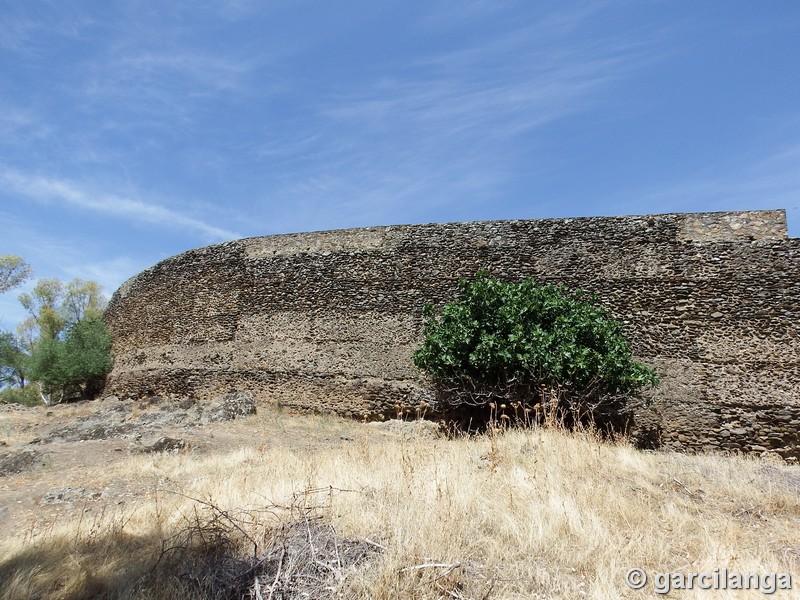 Muralla urbana de Granadilla