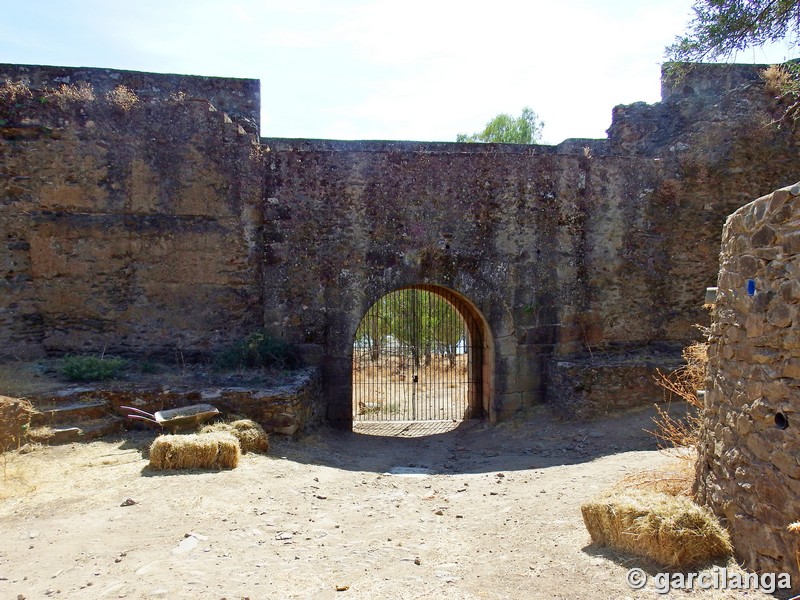 Muralla urbana de Granadilla