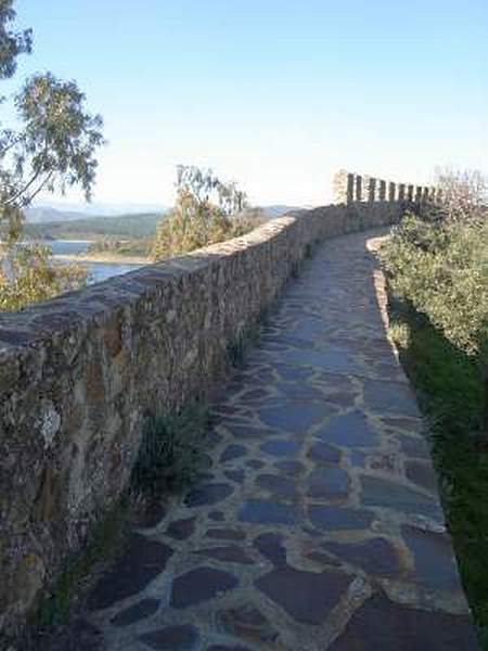 Muralla urbana de Granadilla