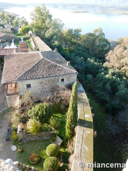 Muralla urbana de Granadilla