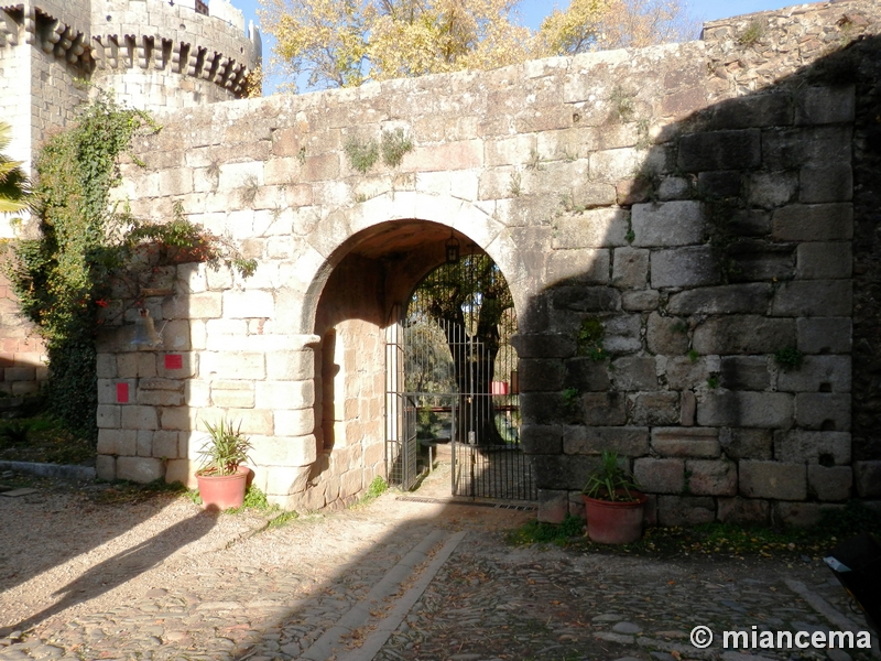 Muralla urbana de Granadilla