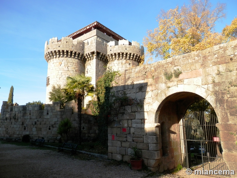 Muralla urbana de Granadilla