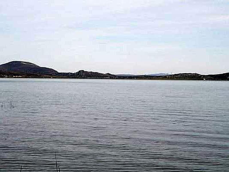Pantano del Ebro