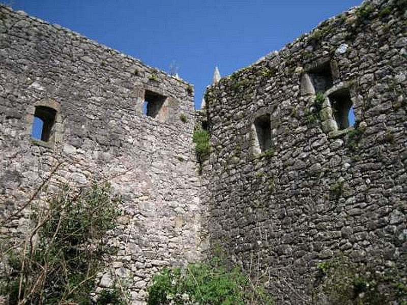 Castillo de los Agüero