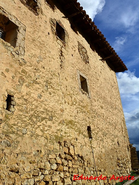 Castillo palacio de Herbés