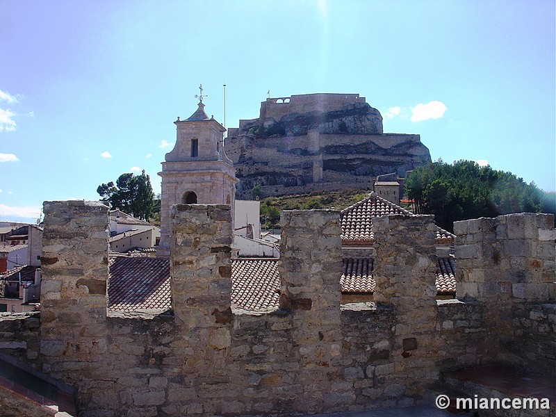 Puerta y torres de San Miguel