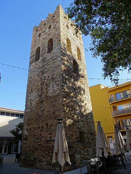 Torre-campanario de la Plaza