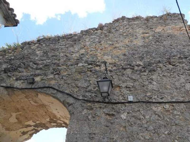 Muralla urbana de Fuentes de la Alcarria