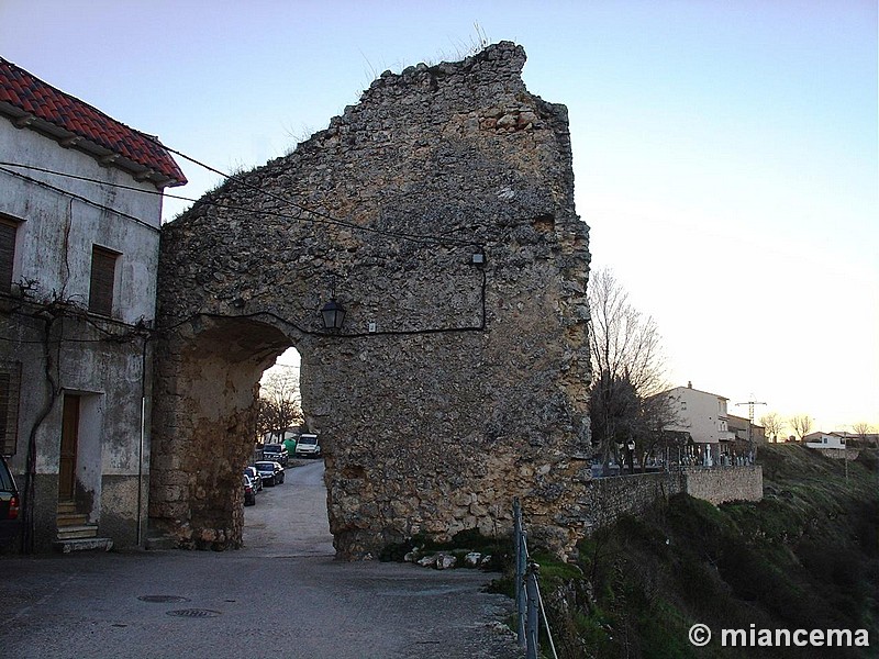 Muralla urbana de Fuentes de la Alcarria