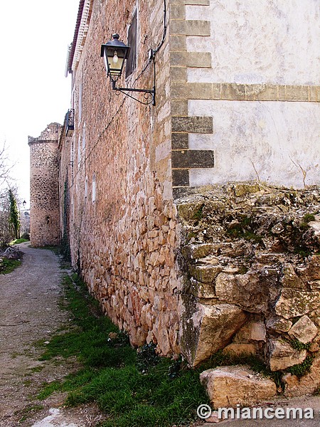 Muralla urbana de Palazuelos