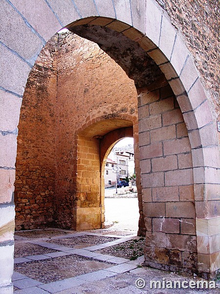 Muralla urbana de Palazuelos