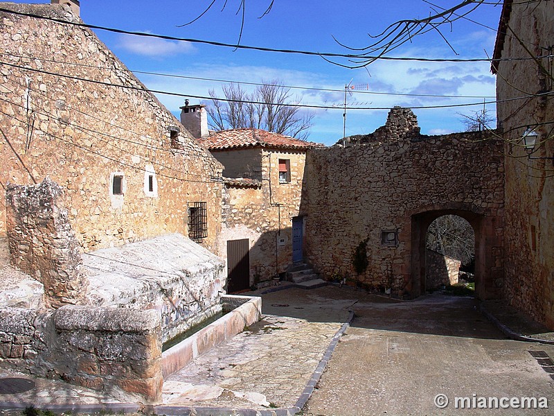 Muralla urbana de Palazuelos