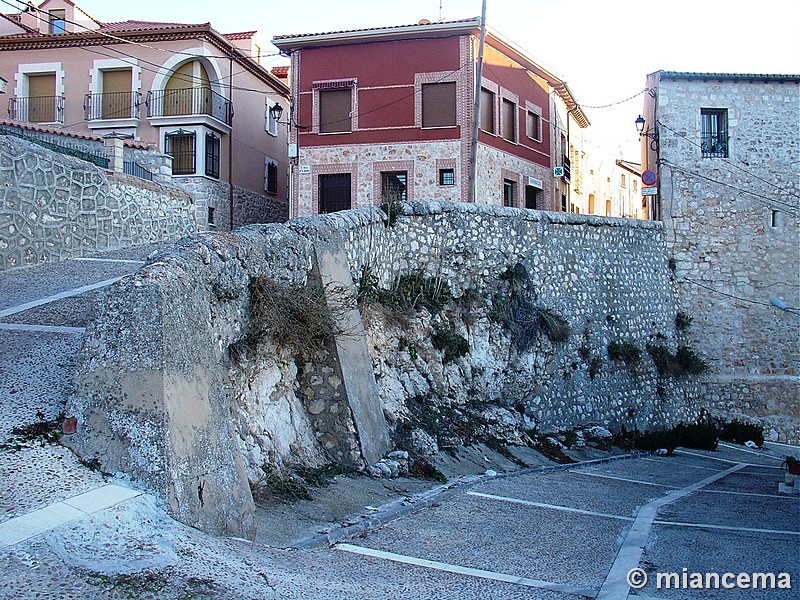 Muralla urbana de Torija