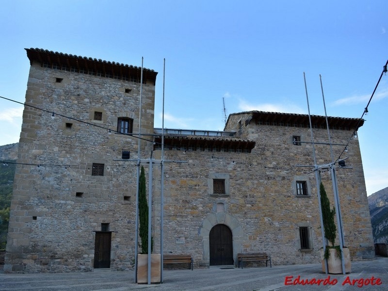 Casa palacio de Ligüerre de Cinca