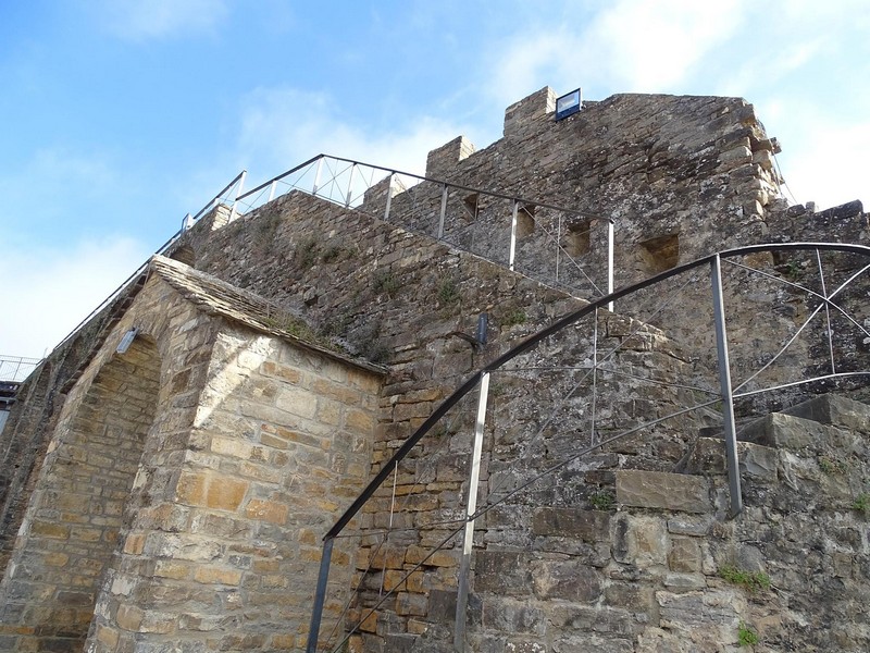 Castillo de Aínsa