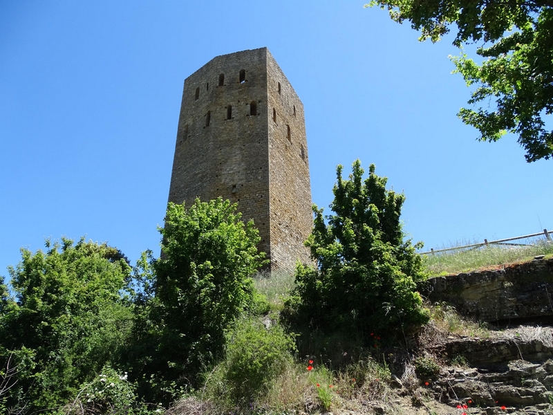 Castillo de Luzás