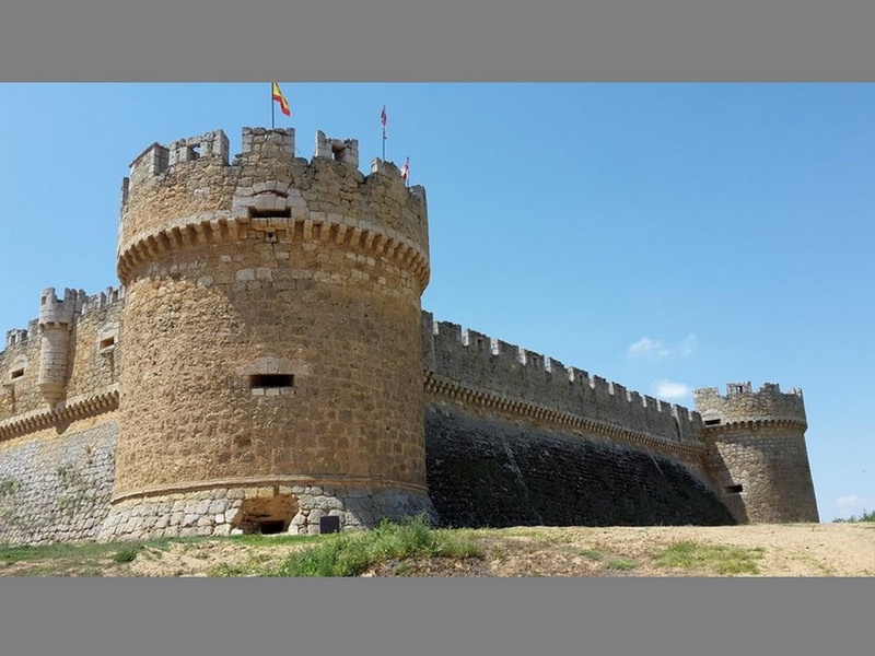 Castillo de Grajal de Campos