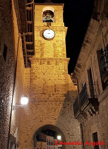 Puerta de la Torre del Reloj