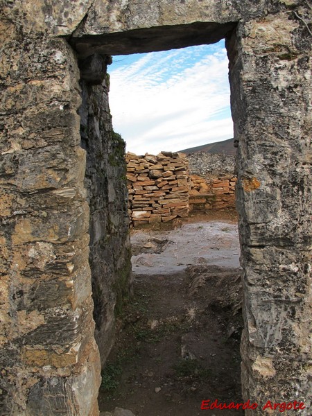 Castillo de Sarracín
