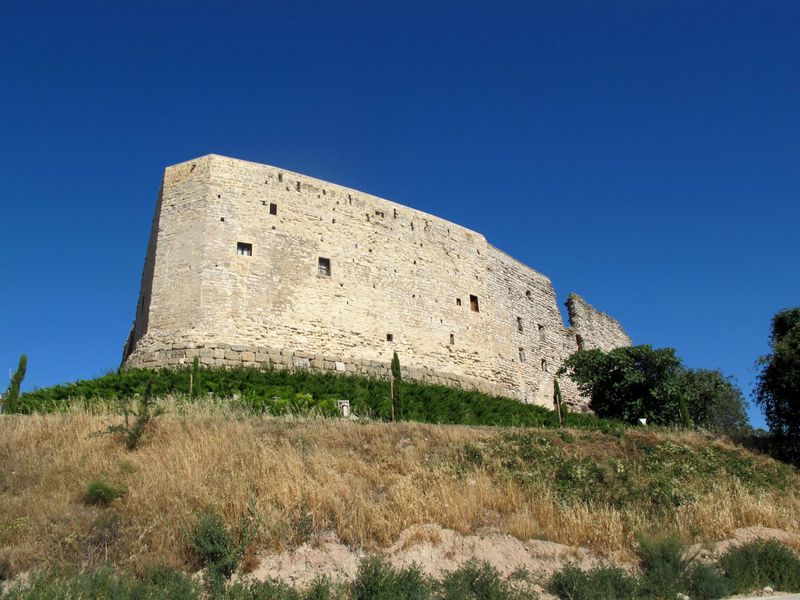 Muralla urbana de Montfalcó Murallat