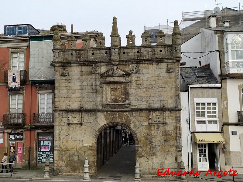 Muralla urbana de Viveiro