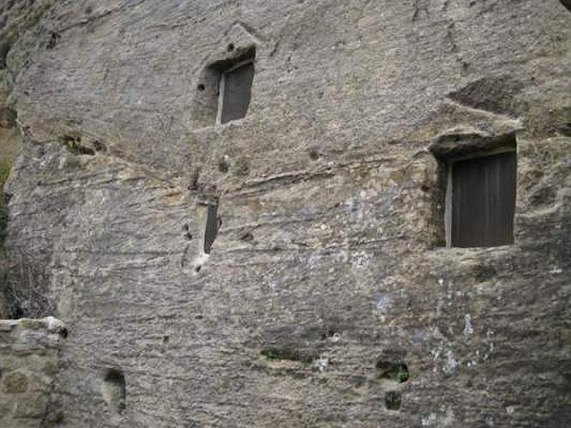 Iglesia rupestre de los Santos Justo y Pastor