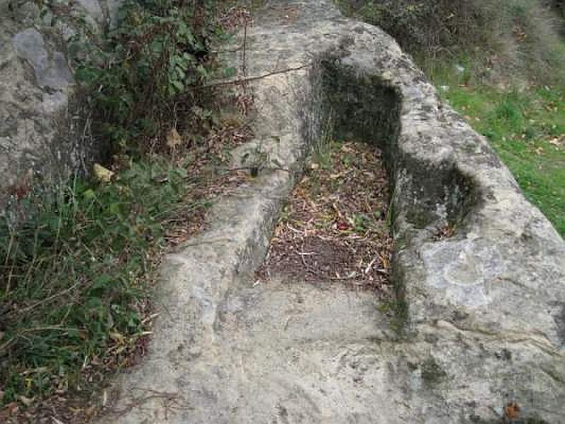 Iglesia rupestre de los Santos Justo y Pastor