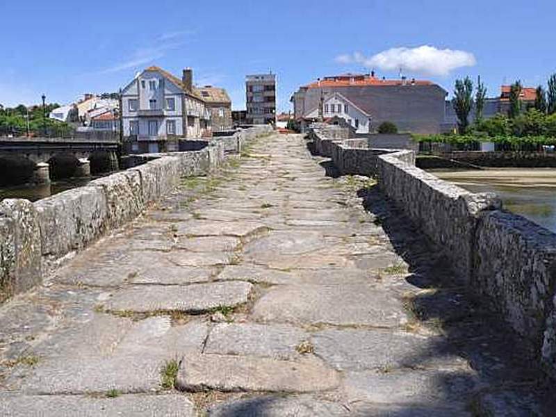 Puente antiguo de Baiona