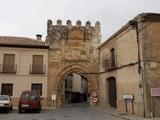 Puerta de Aguilera