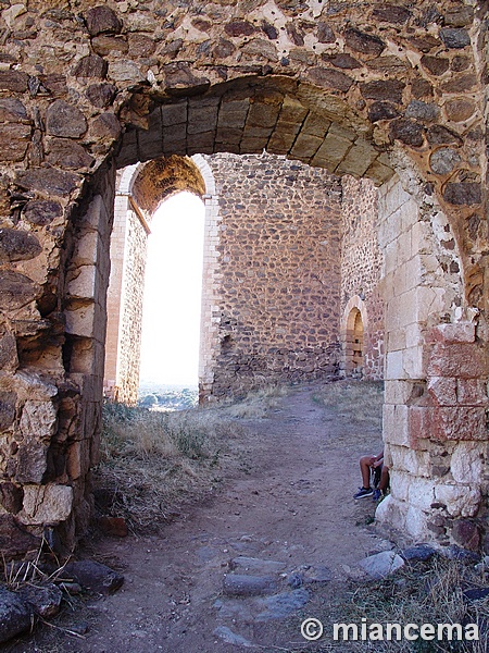 Castillo de Montalbán