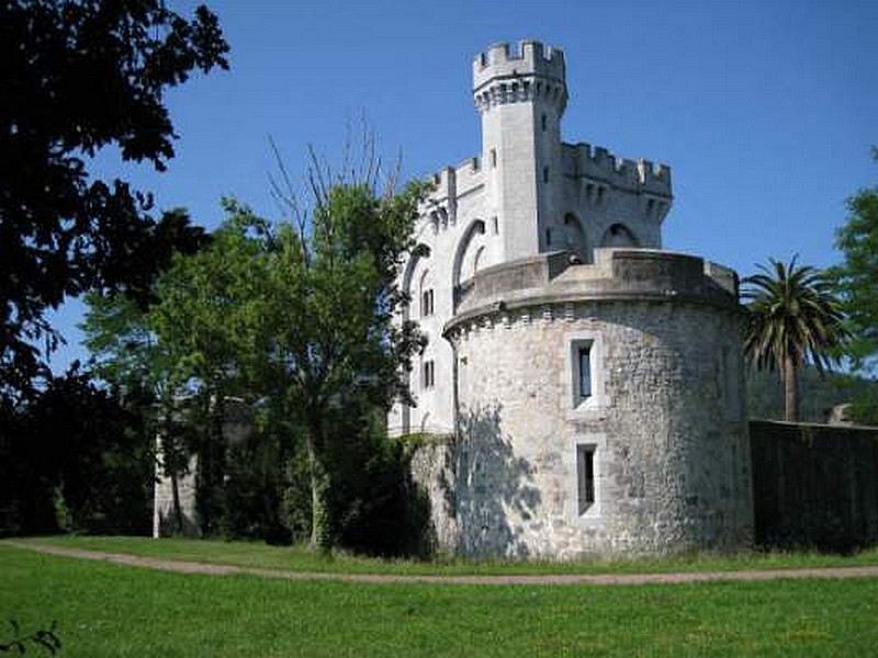 Castillo palacio de Arteaga