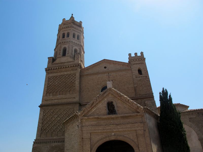 Iglesia fortificada de San Miguel Arcángel