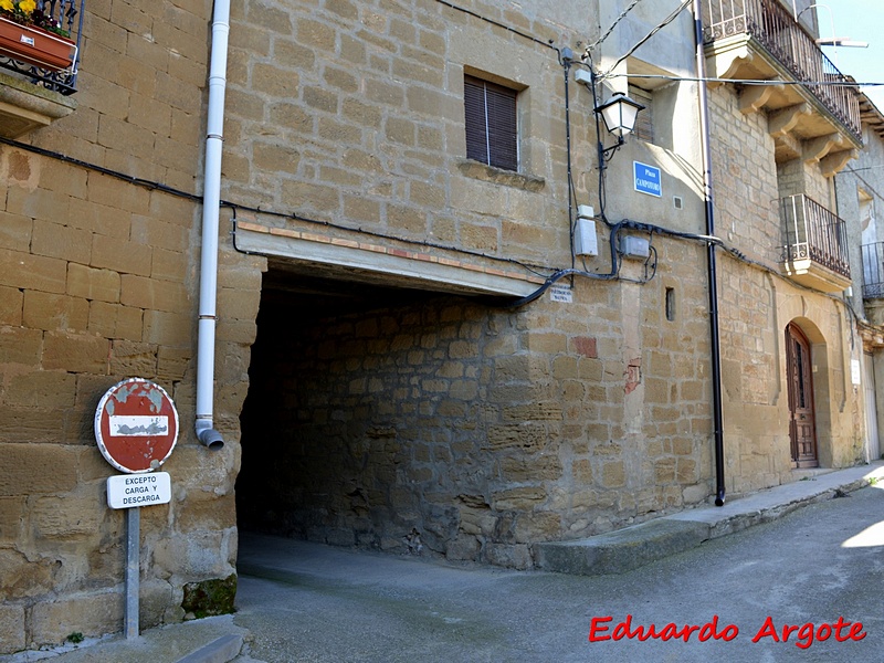 Muralla urbana de Malpica de Arba